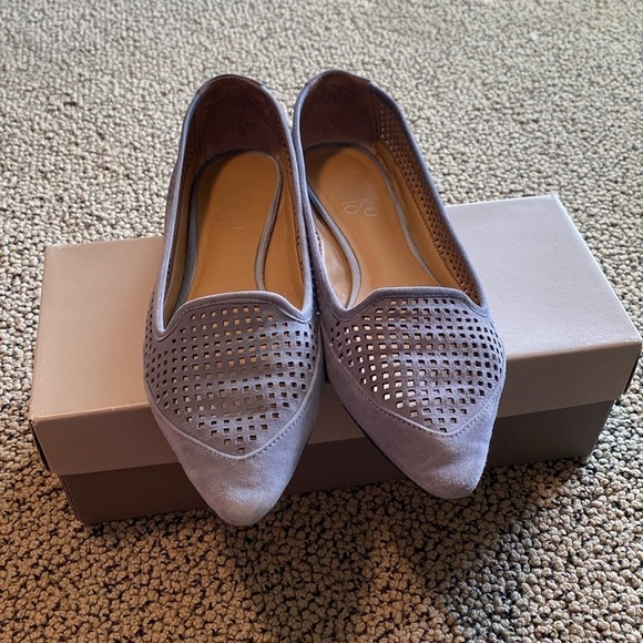 Franco Sarto Blue Sallie Perforated Flat Shoes Size 8 in EUC - Picture 1 of 6